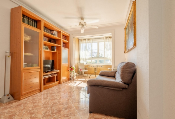 APARTAMENTO - Resale - Torrevieja - CENTRO