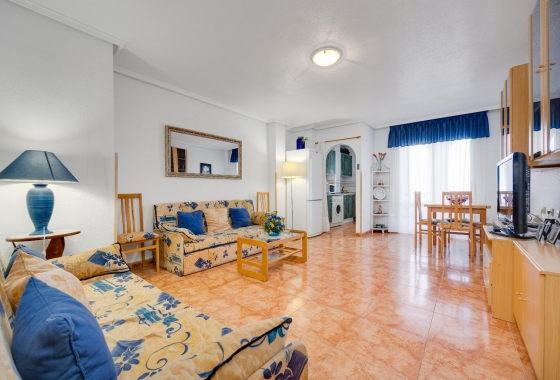 APARTAMENTO - Resale - Torrevieja - CENTRO