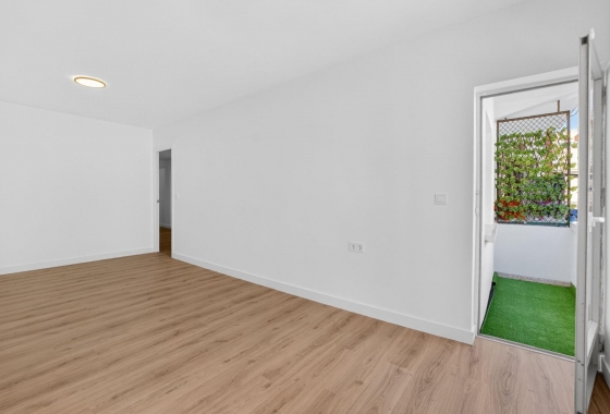 Apartamento - Reventa - Torrevieja - Centro