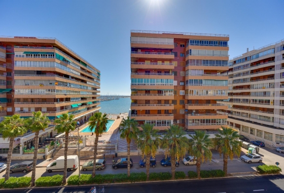 Apartamento - Reventa - Torrevieja - Playa del Acequión