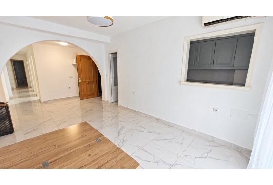 Apartment - Resale - Torrevieja - Acequion