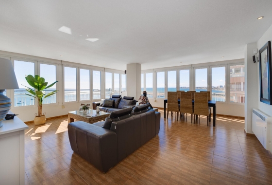 Apartment - Resale - Torrevieja - Playa Acequion
