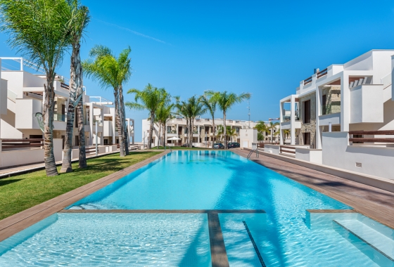 Bungalow - Obra nueva -
            Torrevieja - HH-29088