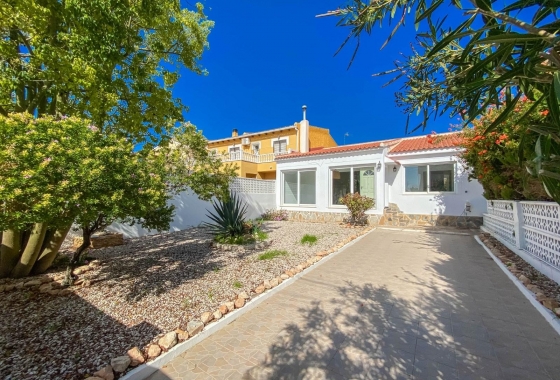 Villa - Reventa - Torrevieja - Aguas Nuevas