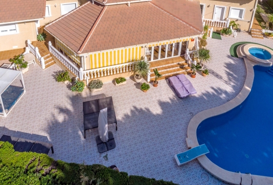 Villa - Wiederverkauf -
            Cabo Roig - 72618
