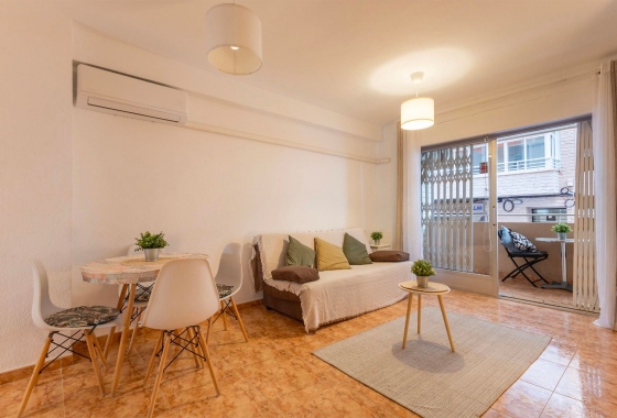 Wohnung - Wiederverkauf - Torrevieja - Cabo Cervera