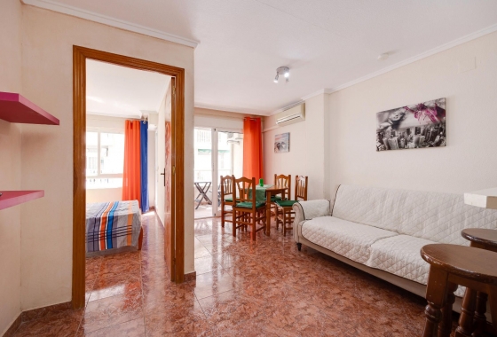 Wohnung - Wiederverkauf - Torrevieja - Curva del Palangre