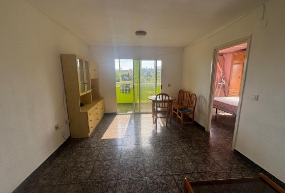 Wohnung - Wiederverkauf - Torrevieja - Playa del Acequión