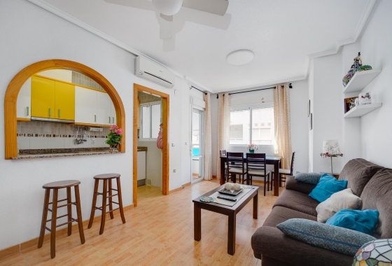 Wohnung - Wiederverkauf - Torrevieja - Playa del Acequión