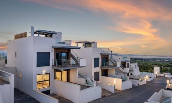Exklusive Bungalows in San Miguel de Salinas