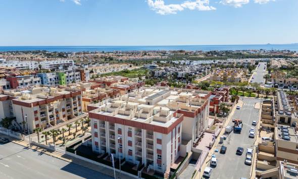 Wohnanlage in Orihuela: Ihr Neues Zuhause in Meeresnähe