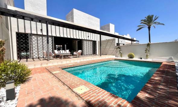 Exclusive Townhouses at Peraleja Golf