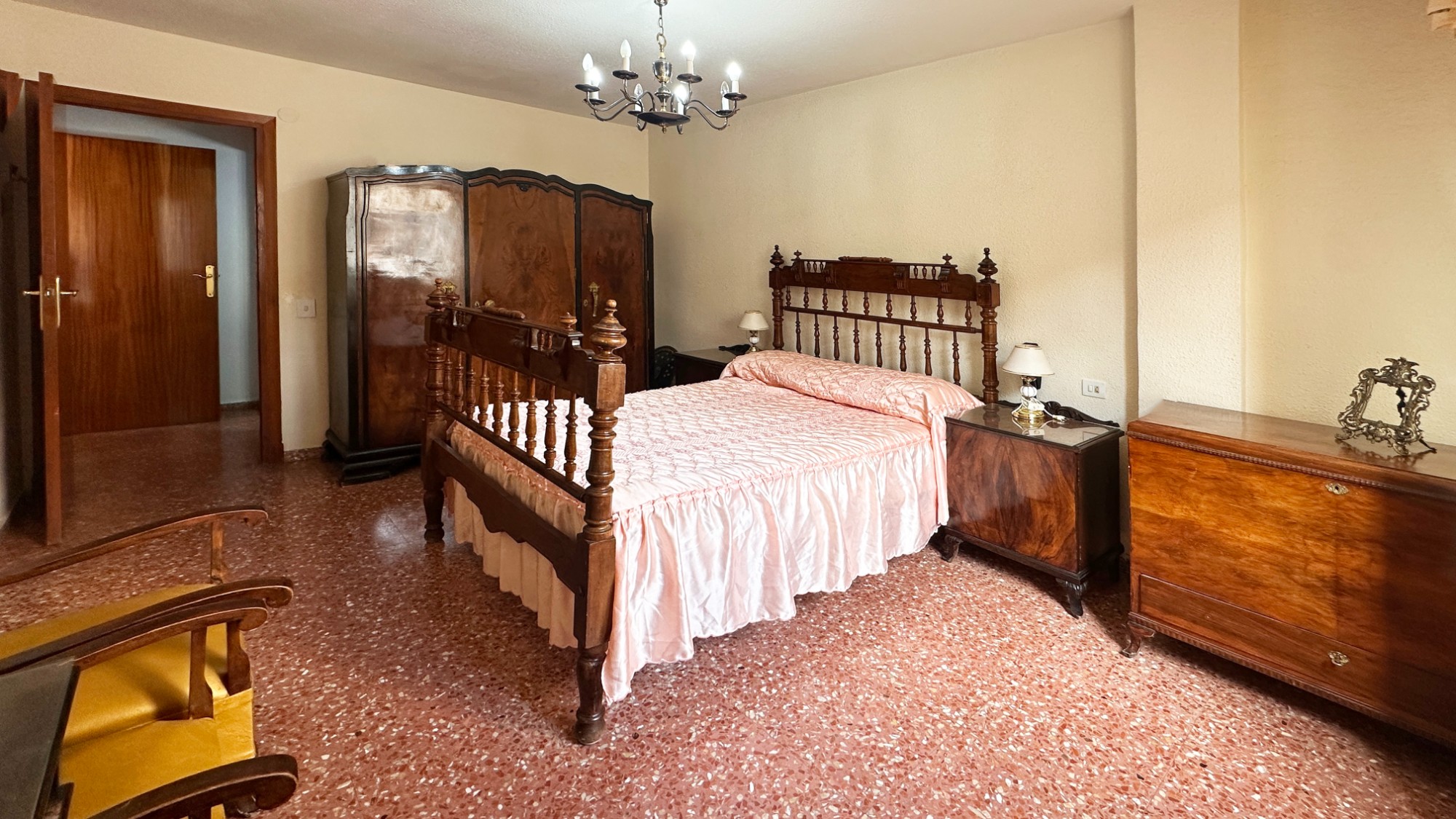 For Sale. Apartment in Murcia