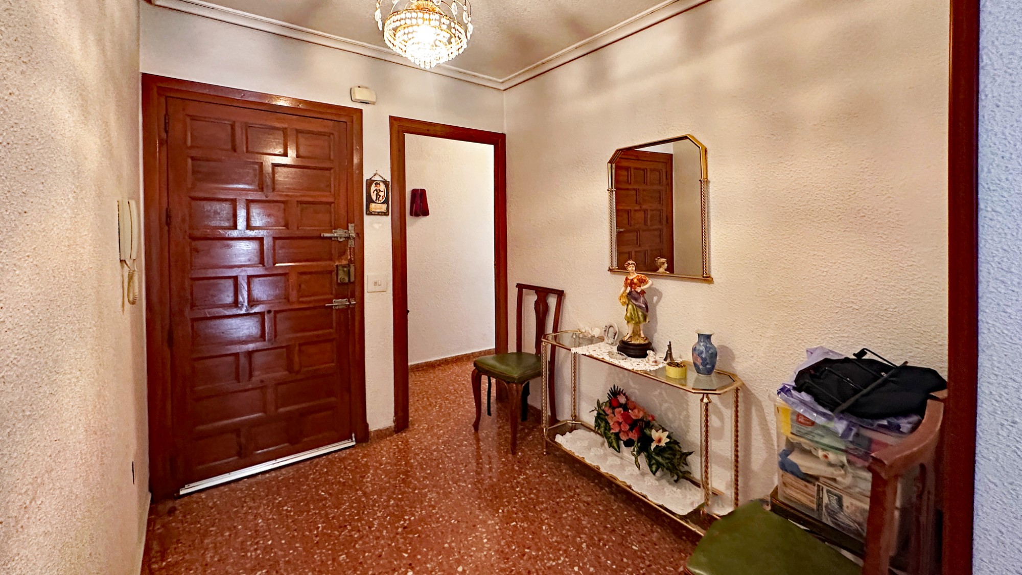 For Sale. Apartment in Murcia