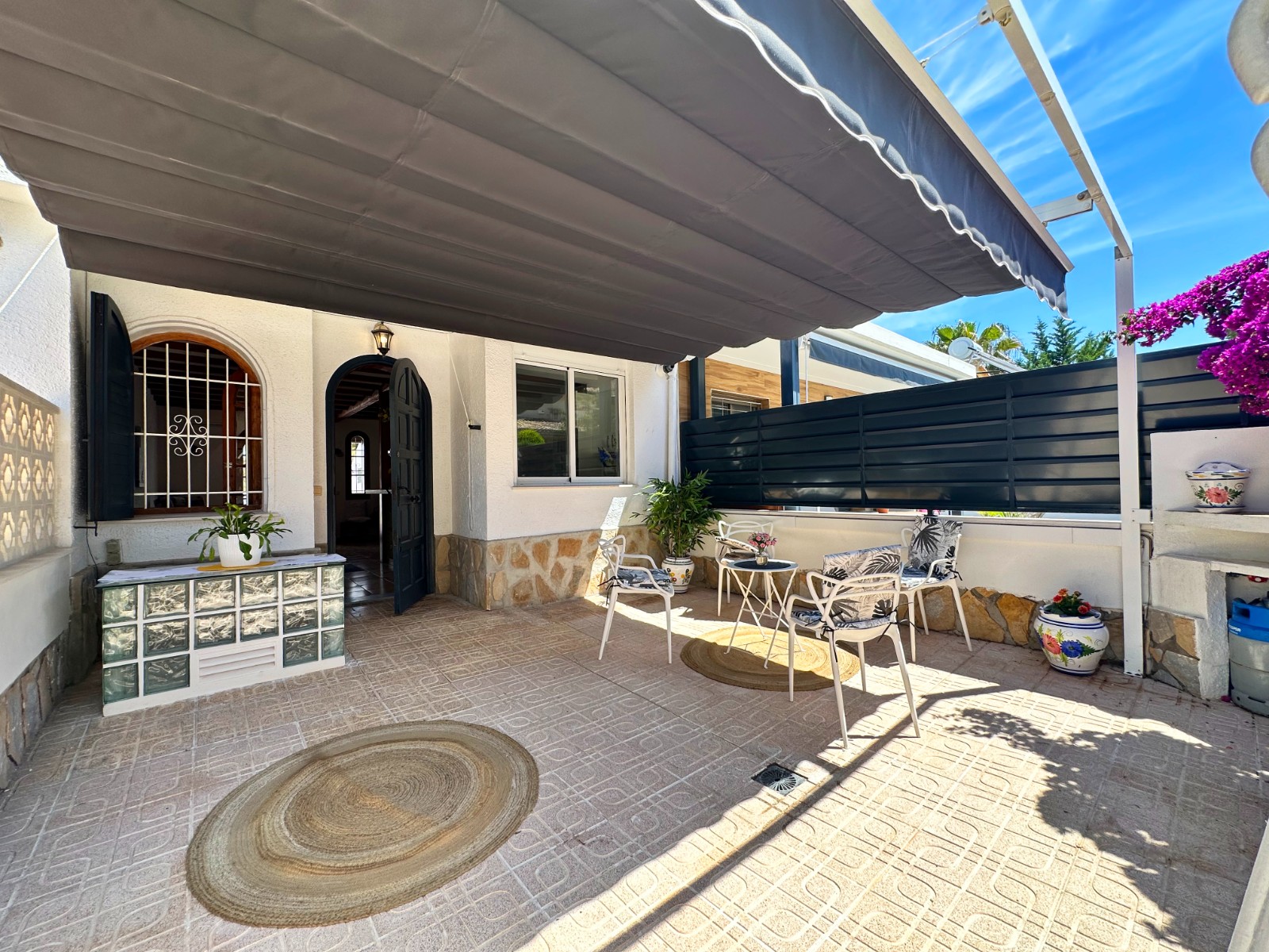 House in Urbanizacion los Balcones - Image 4