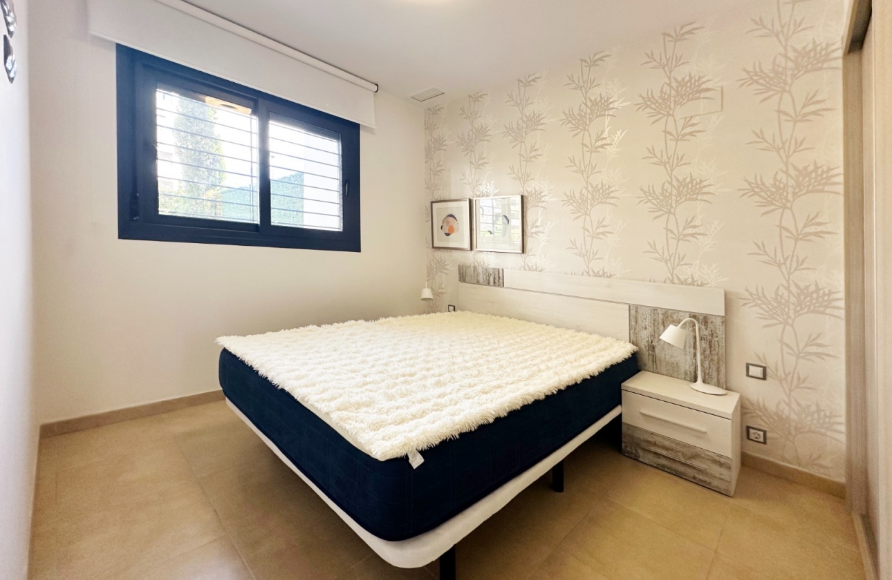 Resale - Apartment - Santa Pola