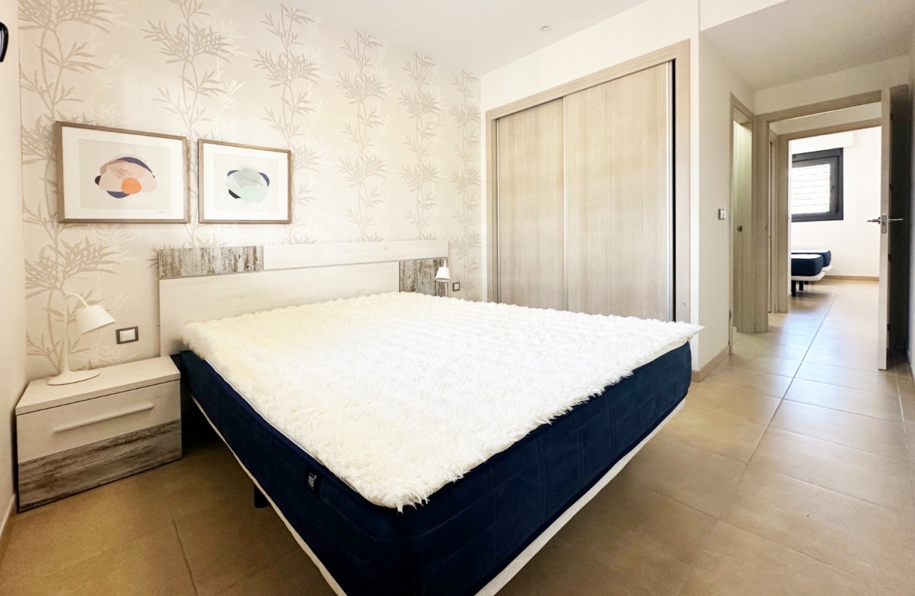 Resale - Apartment - Santa Pola