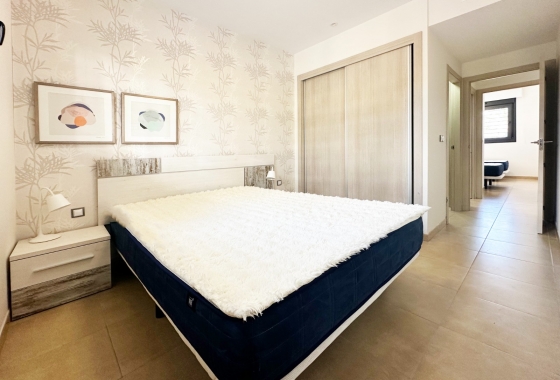 Resale - Apartment - Santa Pola