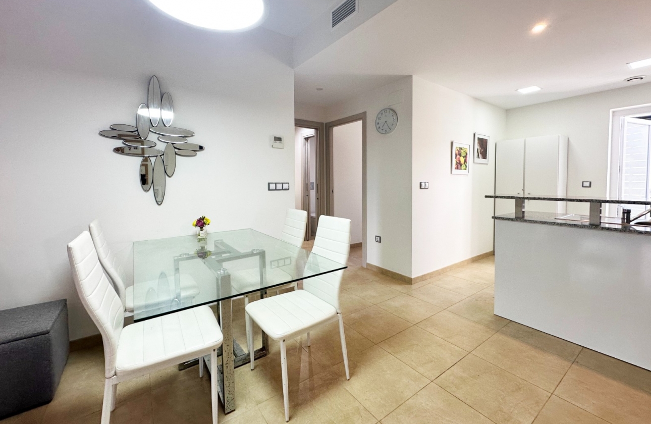 Resale - Apartment - Santa Pola
