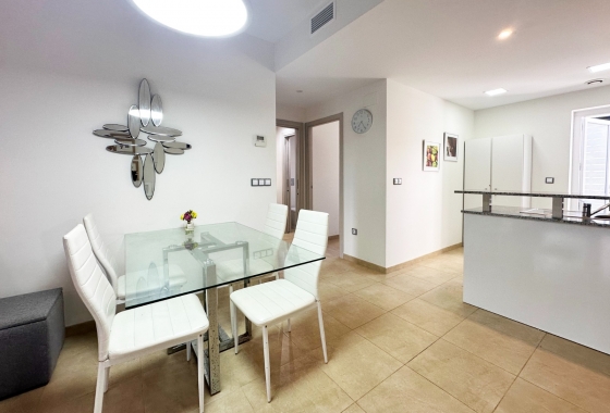 Resale - Apartment - Santa Pola