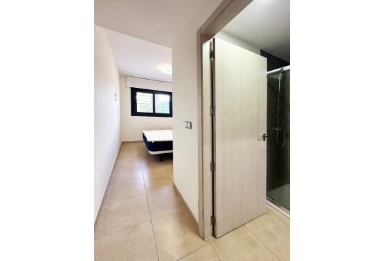 Resale - Apartment - Santa Pola