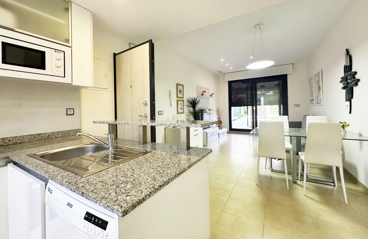 Resale - Apartment - Santa Pola