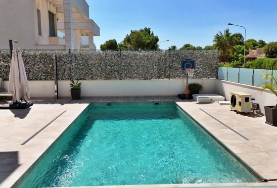Revente - Villa - Orihuela Costa - Villamartin