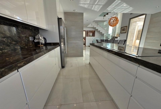 Revente - Villa - Orihuela Costa - Villamartin