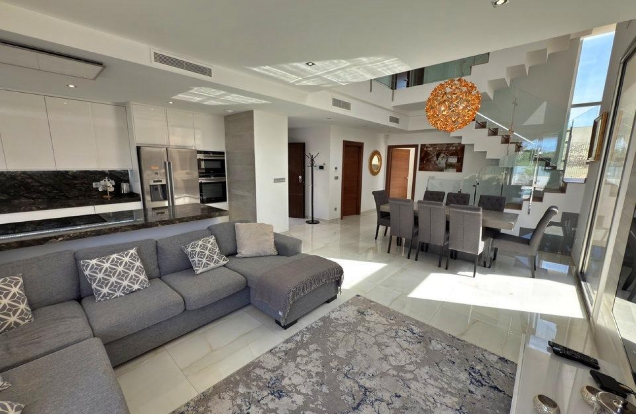 Revente - Villa - Orihuela Costa - Villamartin