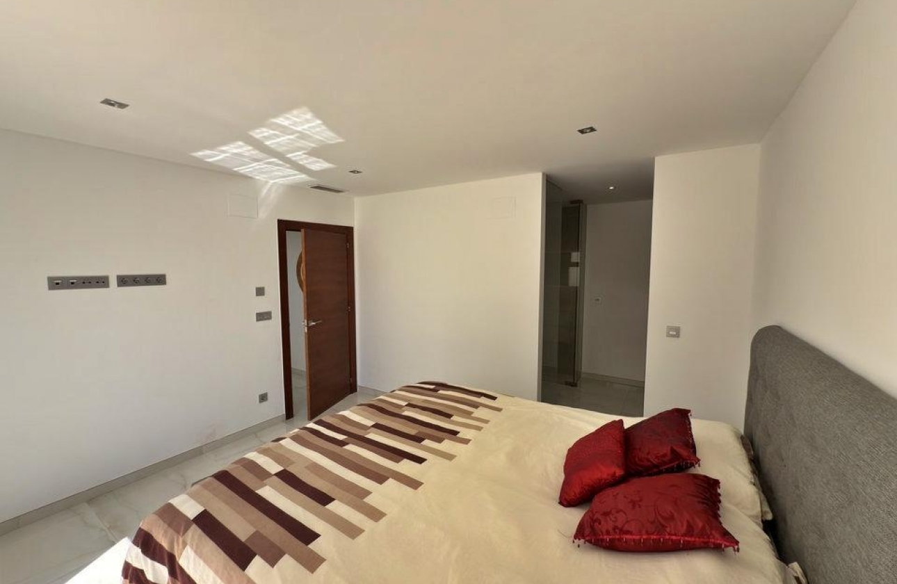 Revente - Villa - Orihuela Costa - Villamartin