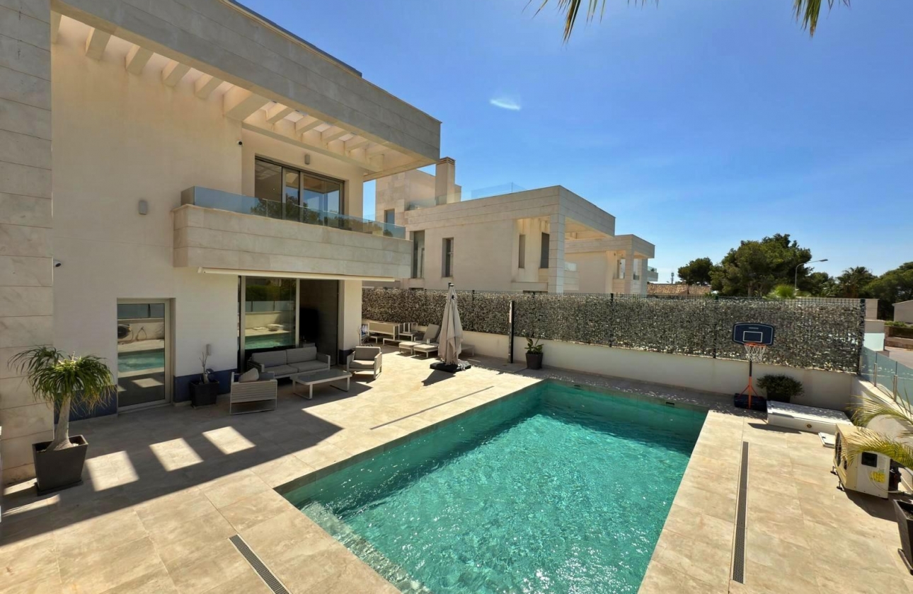Revente - Villa - Orihuela Costa - Villamartin