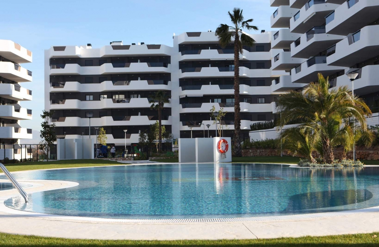 Resale - Apartment - Santa Pola