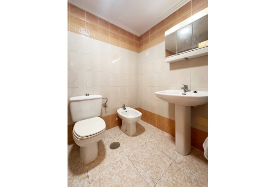 Resale - Bungalow - Torrevieja - Los Balcones