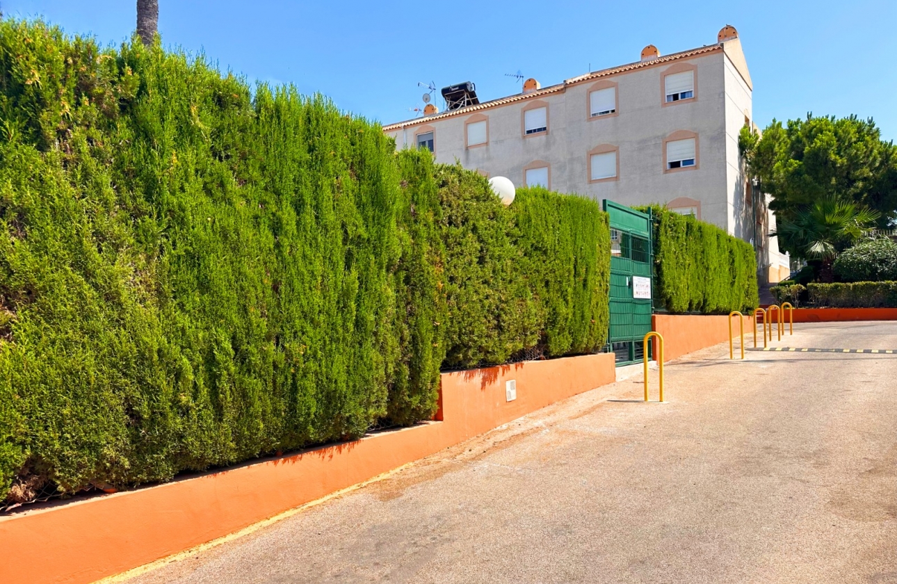 Resale - Bungalow - Torrevieja - Los Balcones