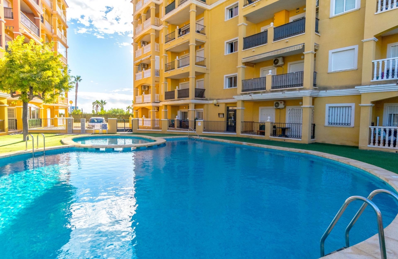 Resale - Apartment - Torrevieja - Torreblanca