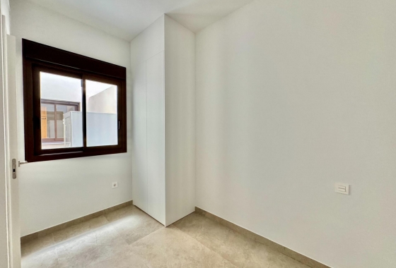 Resale - Apartment - Torrevieja - Habaneras