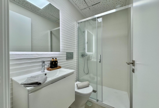 Resale - Apartment - Torrevieja - Habaneras