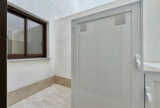 Resale - Apartment - Torrevieja - Habaneras