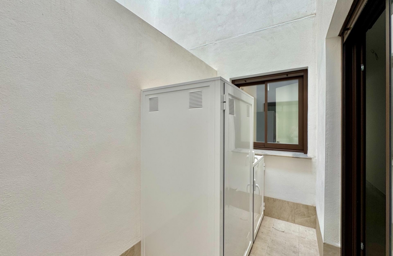 Resale - Apartment - Torrevieja - Habaneras