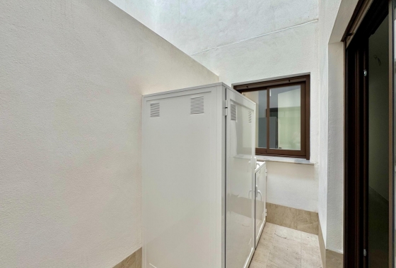 Resale - Apartment - Torrevieja - Habaneras