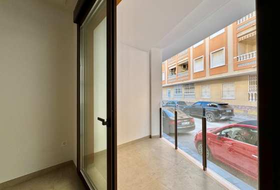 Resale - Apartment - Torrevieja - Habaneras