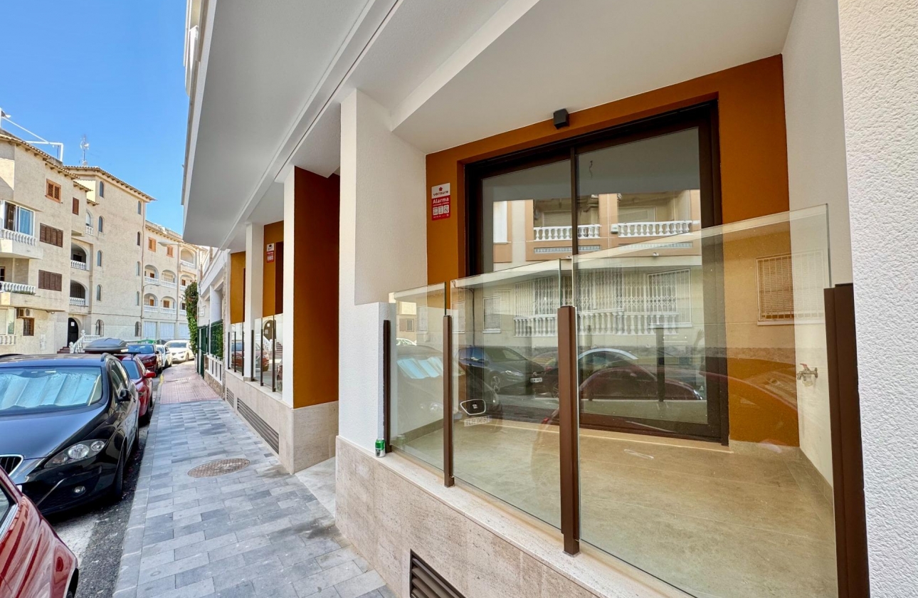 Resale - Apartment - Torrevieja - Habaneras