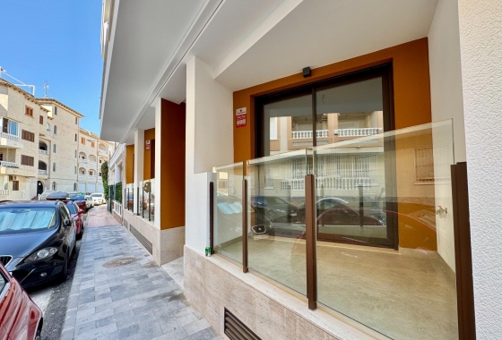 Resale - Apartment - Torrevieja - Habaneras