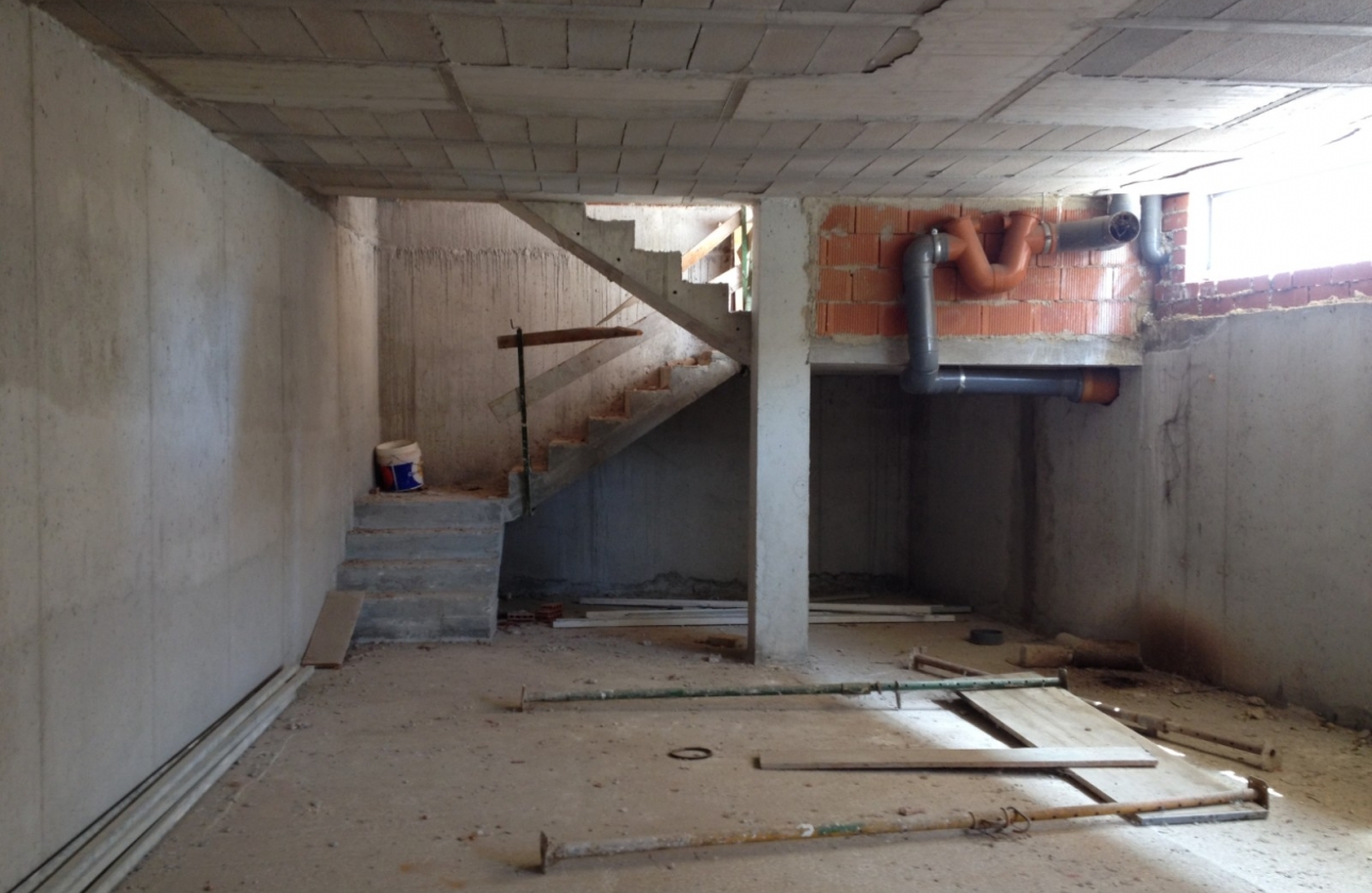 Resale - Commercial - Los Montesinos