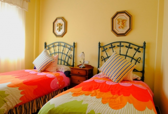 Resale - Villa - Orihuela