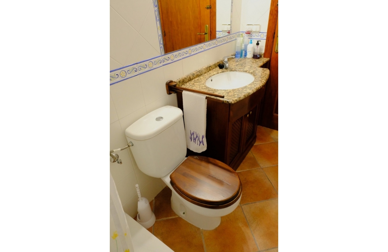Resale - Villa - Orihuela