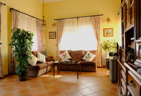 Resale - Villa - Orihuela