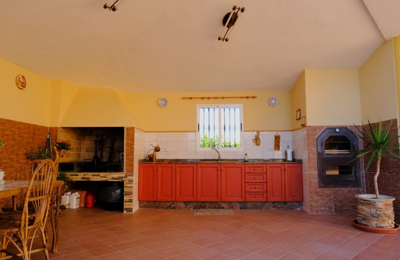 Resale - Villa - Orihuela