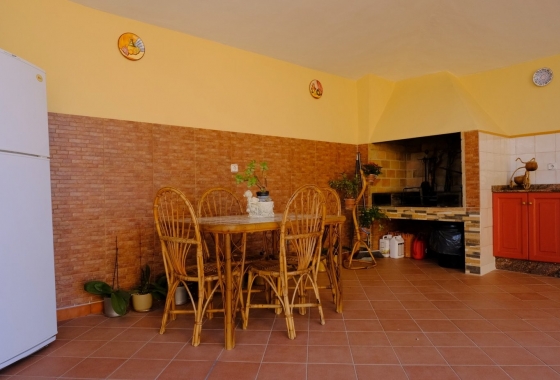 Resale - Villa - Orihuela
