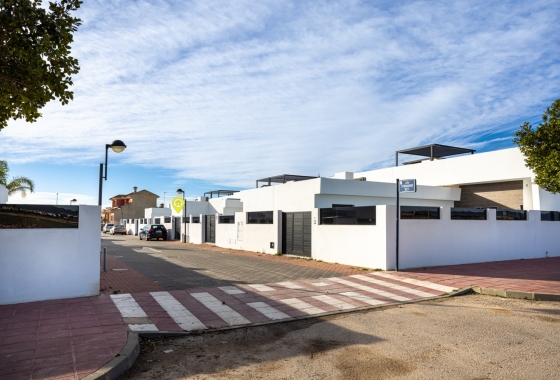 Resale - Villa - Torre Pacheco - Roldán